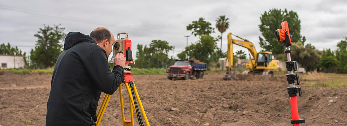 <p>A través del uso de nuevas tecnologías y la capacitación contínua brindo soluciones de agrimensura integrales para las obras y proyectos mis clientes.</p>
